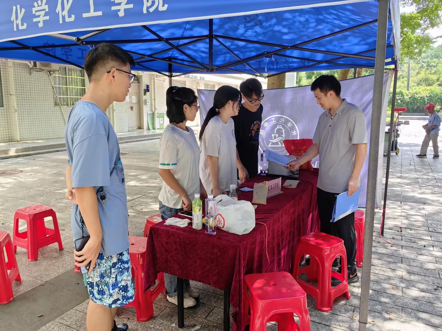 化学Beat365官方网站喜迎2024年入学插班生