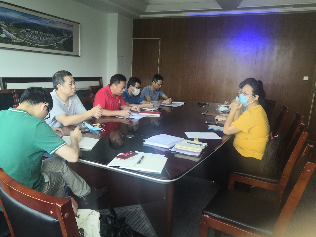 化学Beat365官方网站理论中心组学习王烁同志先进事迹