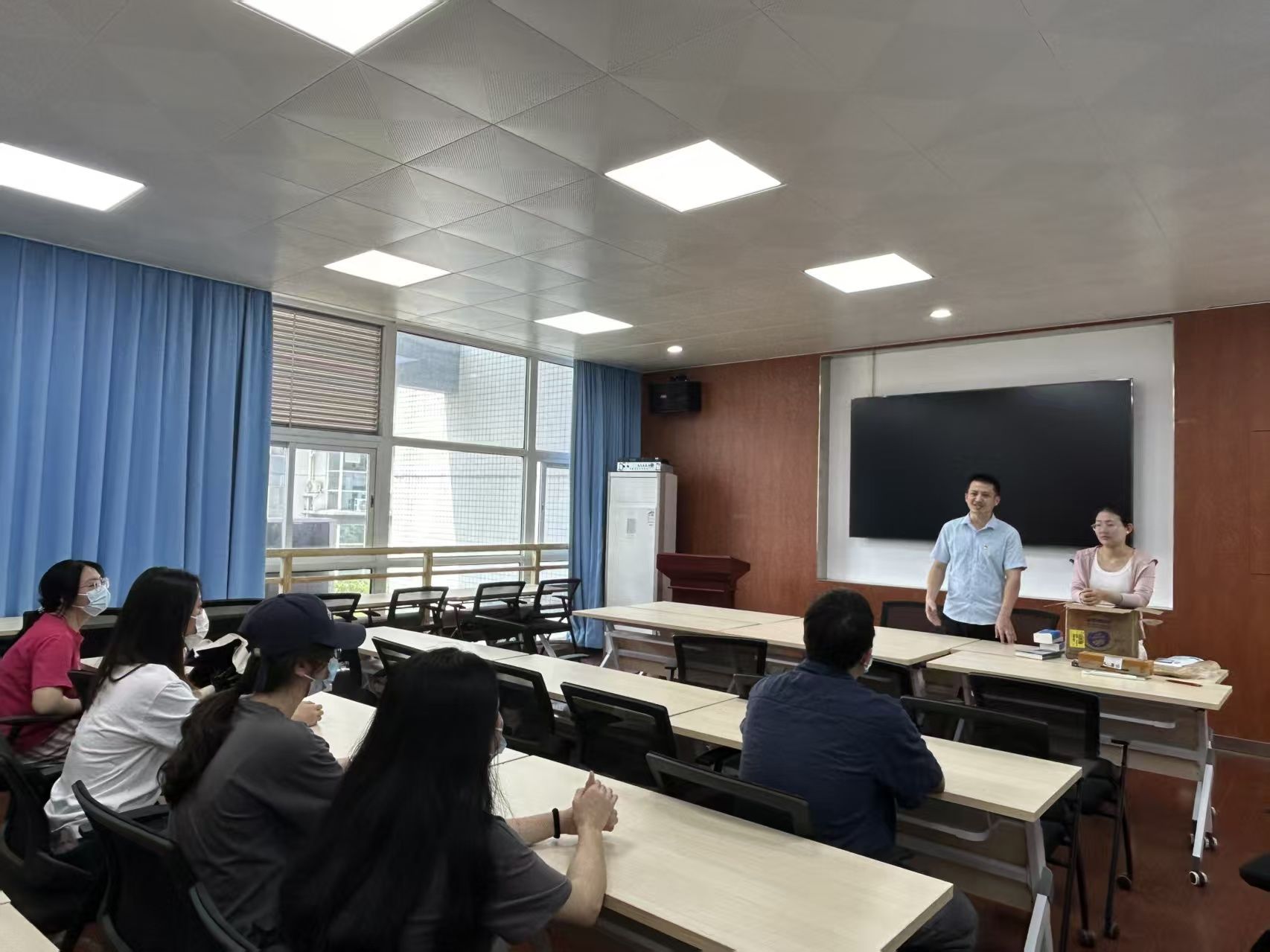 化学Beat365官方网站开展“点亮微心愿”家庭经济困难学生资助活动